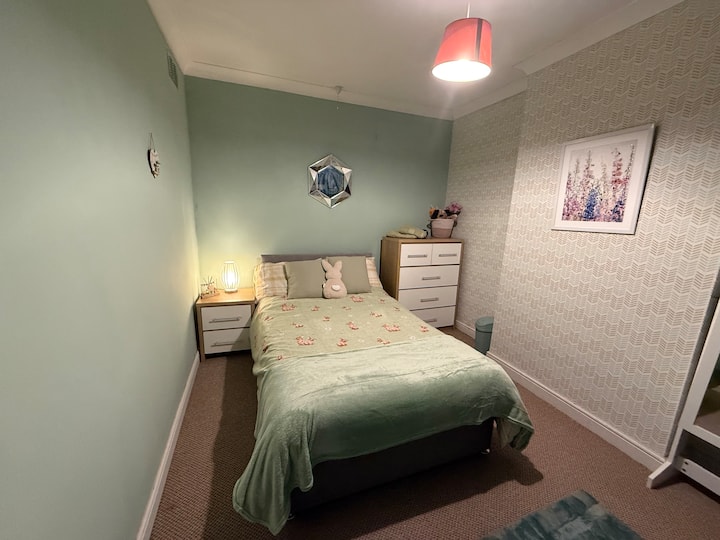 غرفة النوم 2