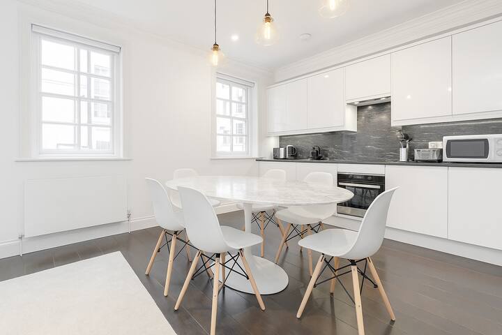 Mayfair gem gallery image 3