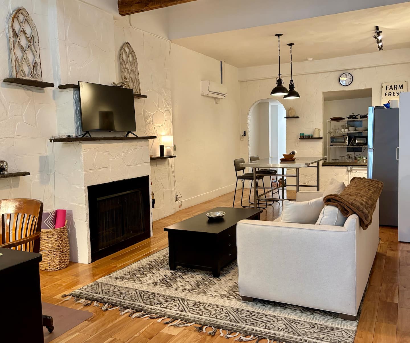 Downtown Geneva Studio