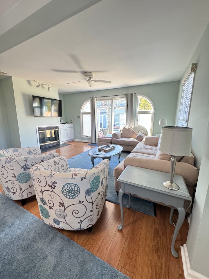 Living room with queen sofa bed