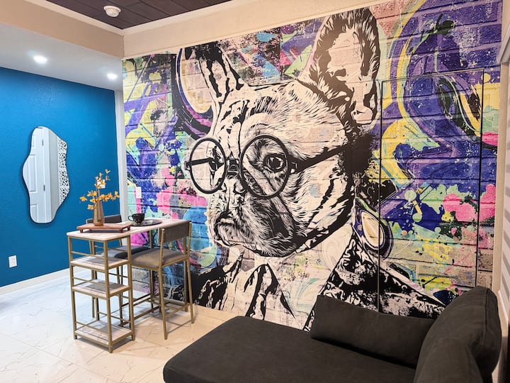 Frenchie Loft - Kissimmee, FL