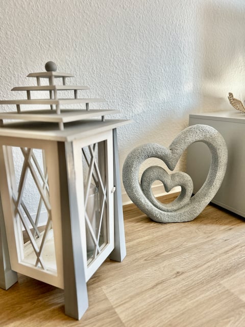 Beliebte Airbnb-Anzeige: Cottbus-Apartments: Grey - Zentrum & Modern in Cottbus