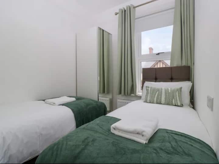 سريران مفردان (2 قدم 6بوصات)