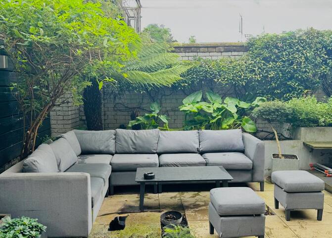 Pro‑Clean, Sparkling Space | Garden Terrace | BBQ gallery image 3