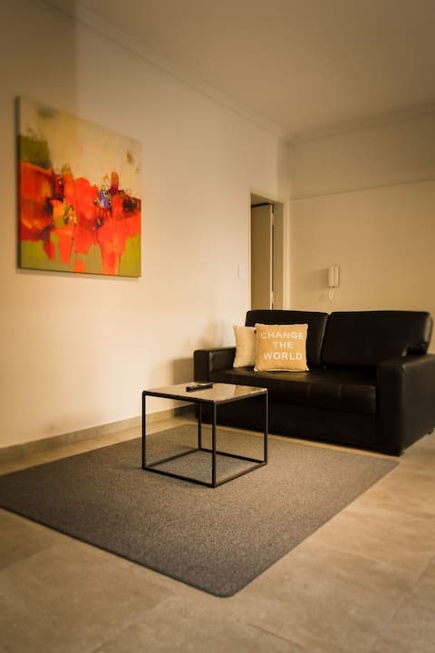 Anuncio de Airbnb popular: Apartment for 2 people, B. Candioti Norte en Santa Fe