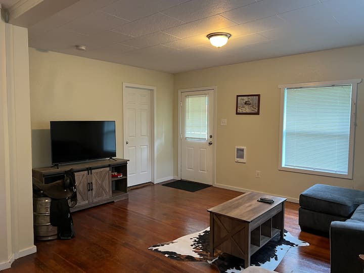 Farmhouse In The Country - Birch Bay, WA