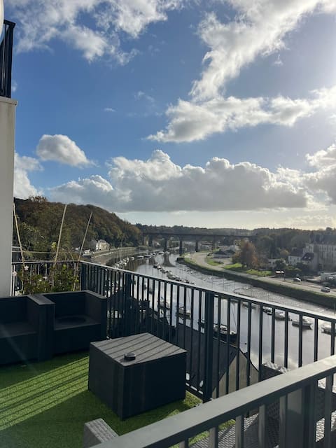 Panoramic, balcony with sublime views of the Blavet
