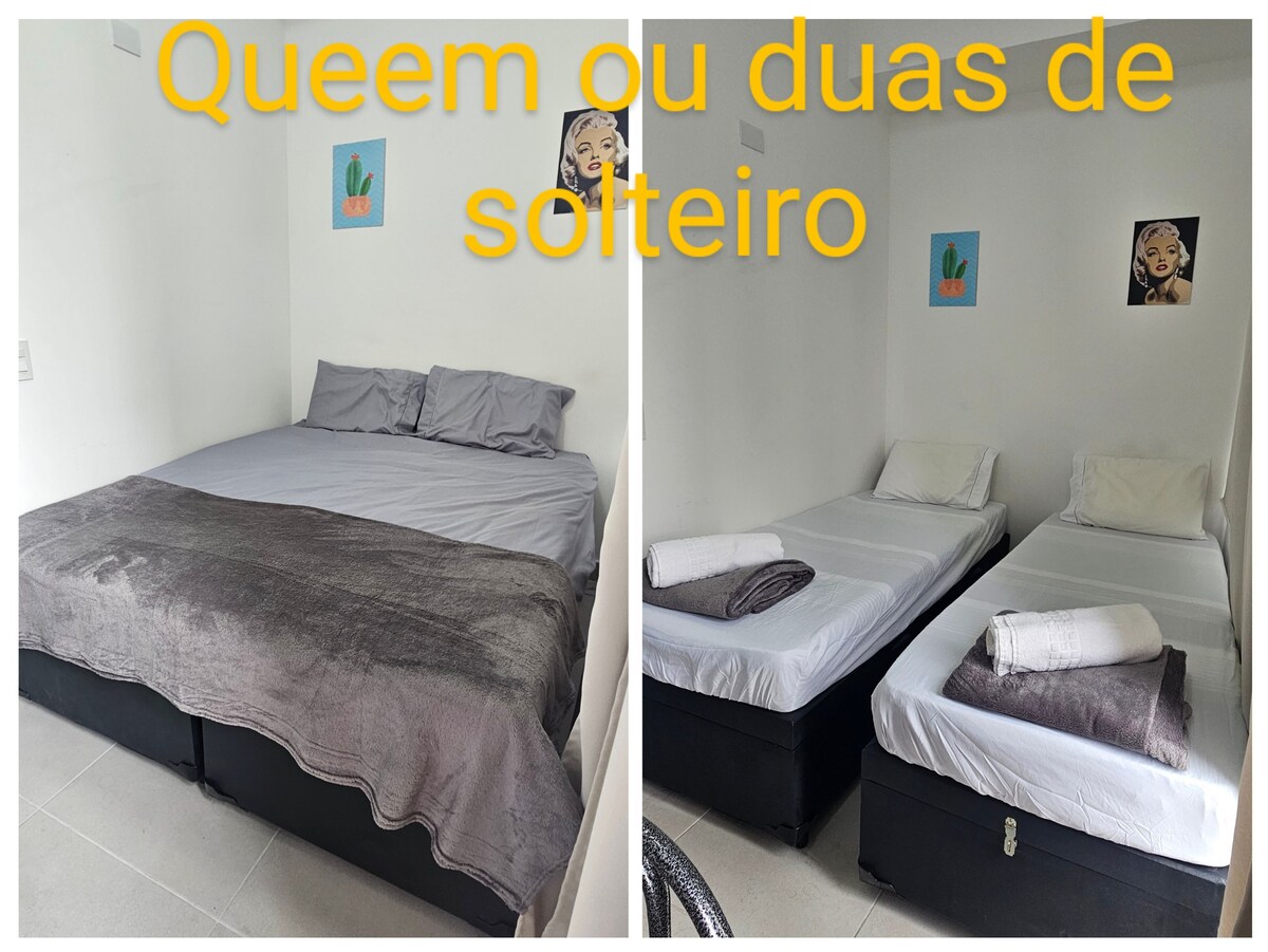 เรามีตัวเลือกในการรวมเตียงเข้าด้วยกันด้วยขนาดเตียงที่ทับซ้อนกัน!
หมายเหตุ: แจ้งตัวเลือกก่อน 1 วัน!