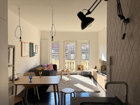 Top performing Airbnb: Artist’s mansard with balcony in heart of Zagreb in Gornji Grad Medveščak