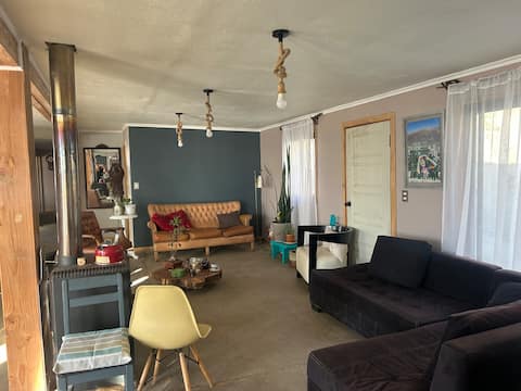 Successful Airbnb property: Ideal space near Santiago in Curacaví
