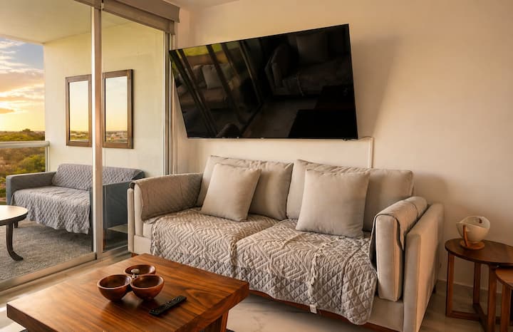 High-floor Escape W/ Balcony| Pool |Vidanta Access - Nuevo Vallarta