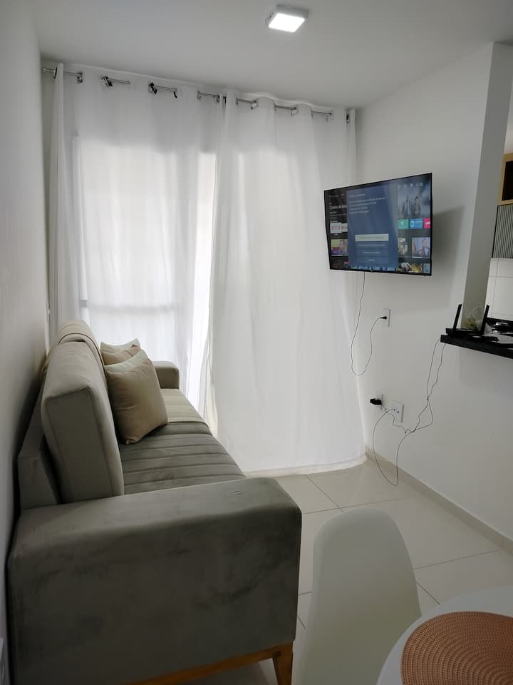 Apt 2/4 Condomínio Top Na Aruana Com Ar E Piscina - Aracaju