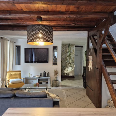 Annonce Airbnb populaire: Cocoon near Grenoble | Vercors View | 6 people à Isère