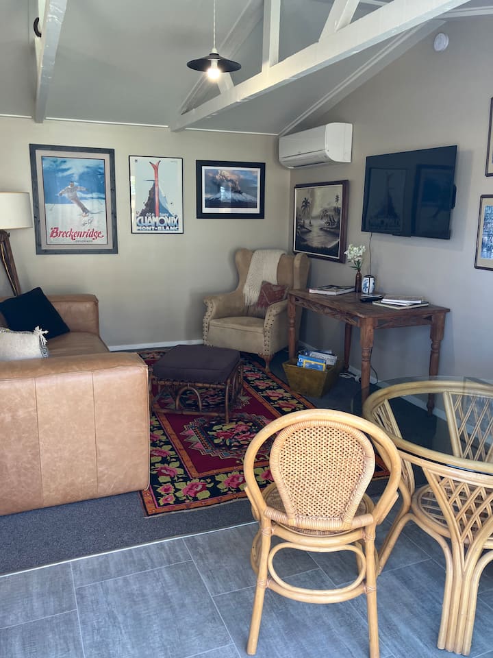 Cozy Cottage, Great Location! - Ross