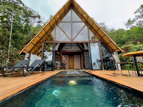 BEAUTIFUL Cabin, Infinite Jacuzzi and City View