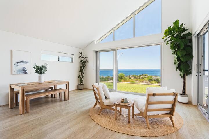 Luxury Beach House gallery image 5