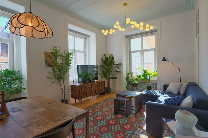 Lisbon Lounge managed Airbnb listing 2