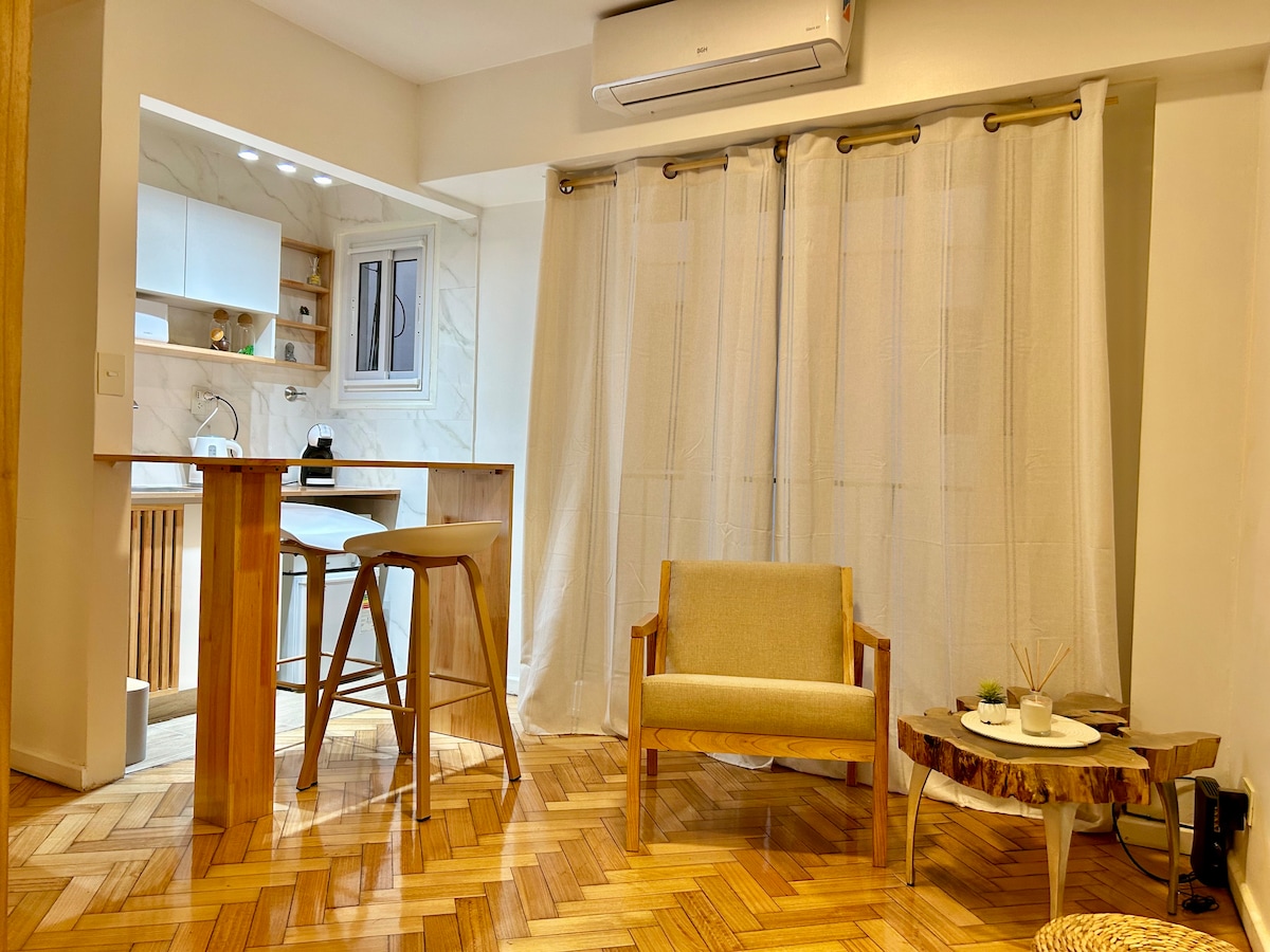 Kitnet reformada em Recoleta