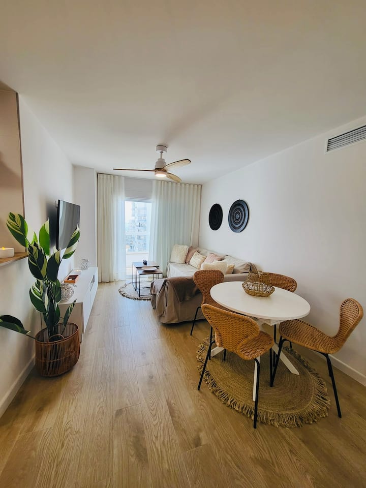 Moderno, Con Terraza En Puerto Marina, Benalmádena - Benalmádena