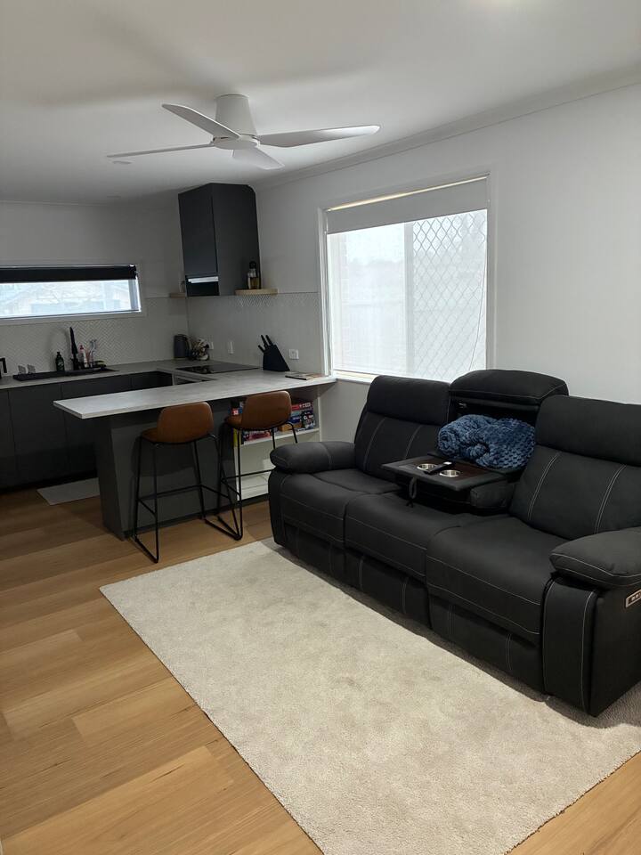 Spacious 1br Retreat In Bribie - Sandstone Point