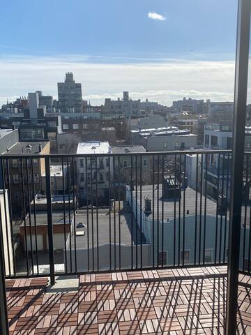 2 bed/2 bath: Williamsburg gallery image 3