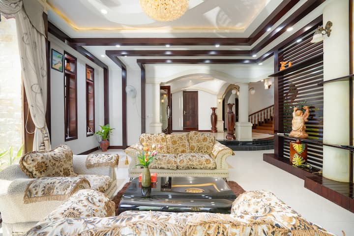 Quiet Villa Near Seafood Market - 峴港