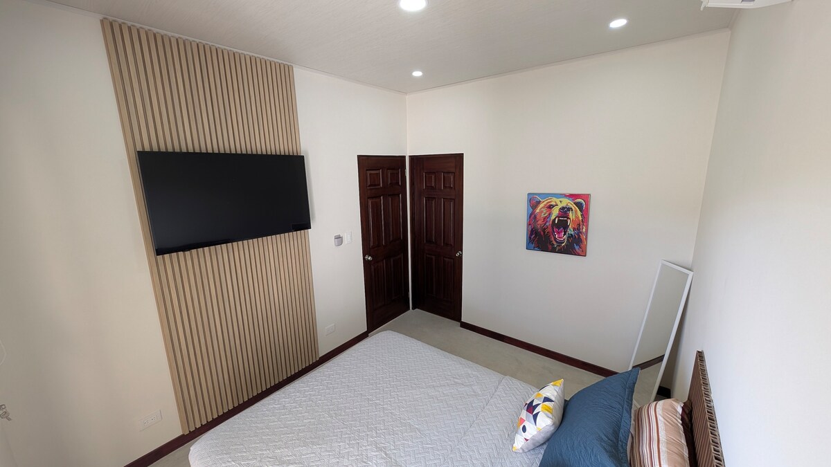 საძინებელი 1