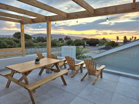 Surf House, Langebaan