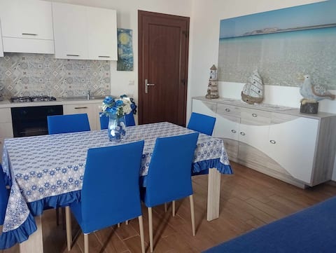 Annuncio Airbnb popolare: Stintino Sea View Apartment Rental a Stintino