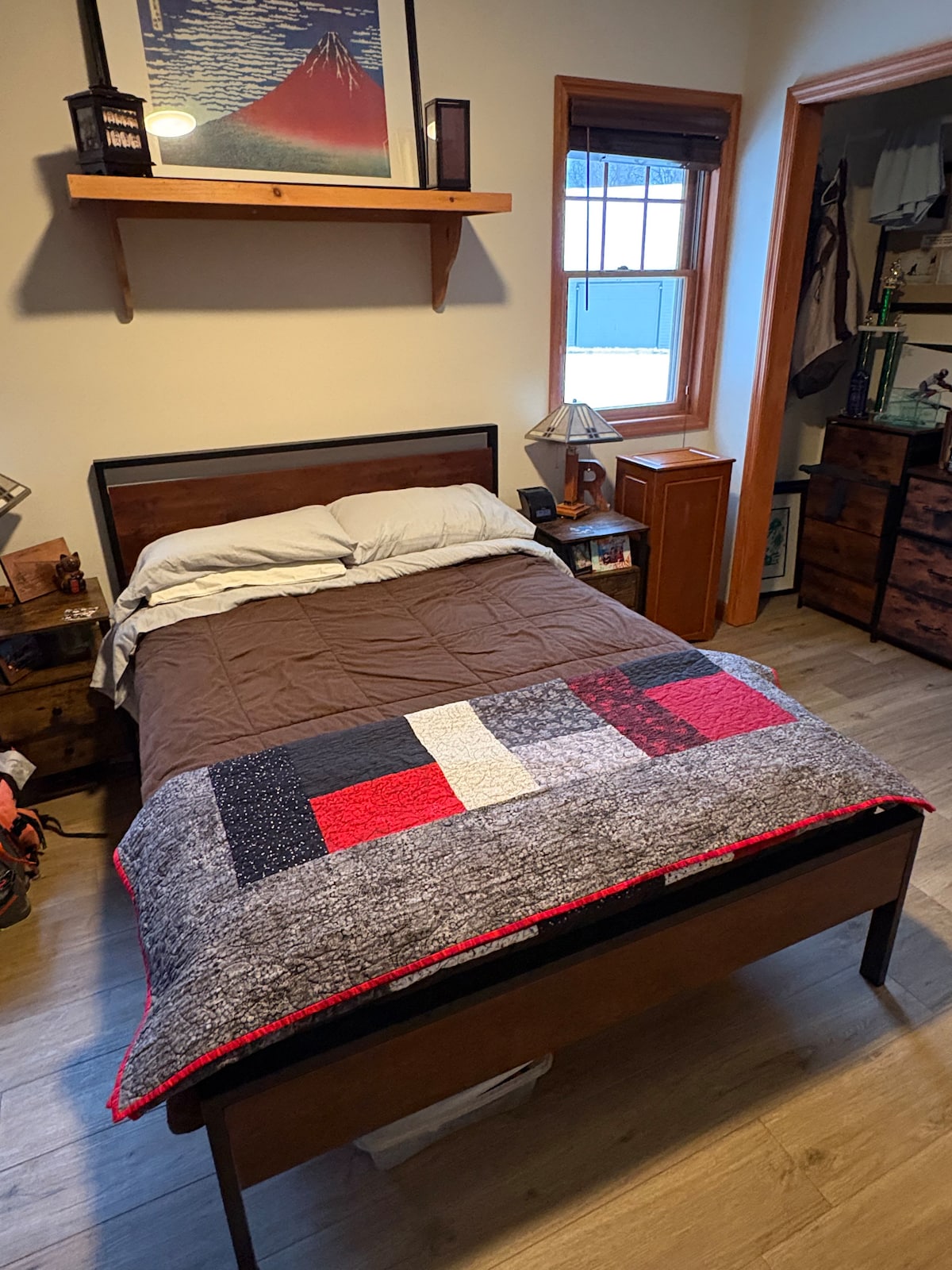 საძინებელი 1