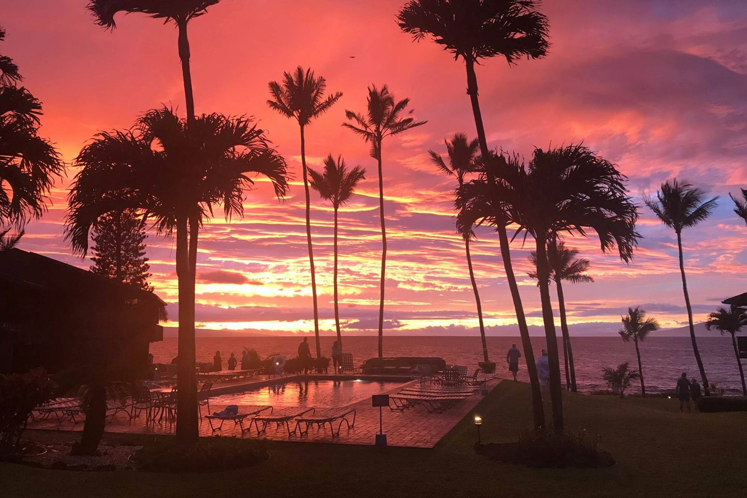 Condo in Lahaina · ★4.33 · 1 bedroom · 2 beds · 1 shared bath - Image 21