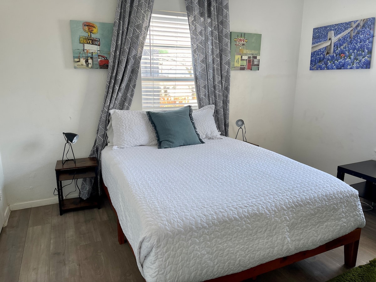 Bolm Apt 20B