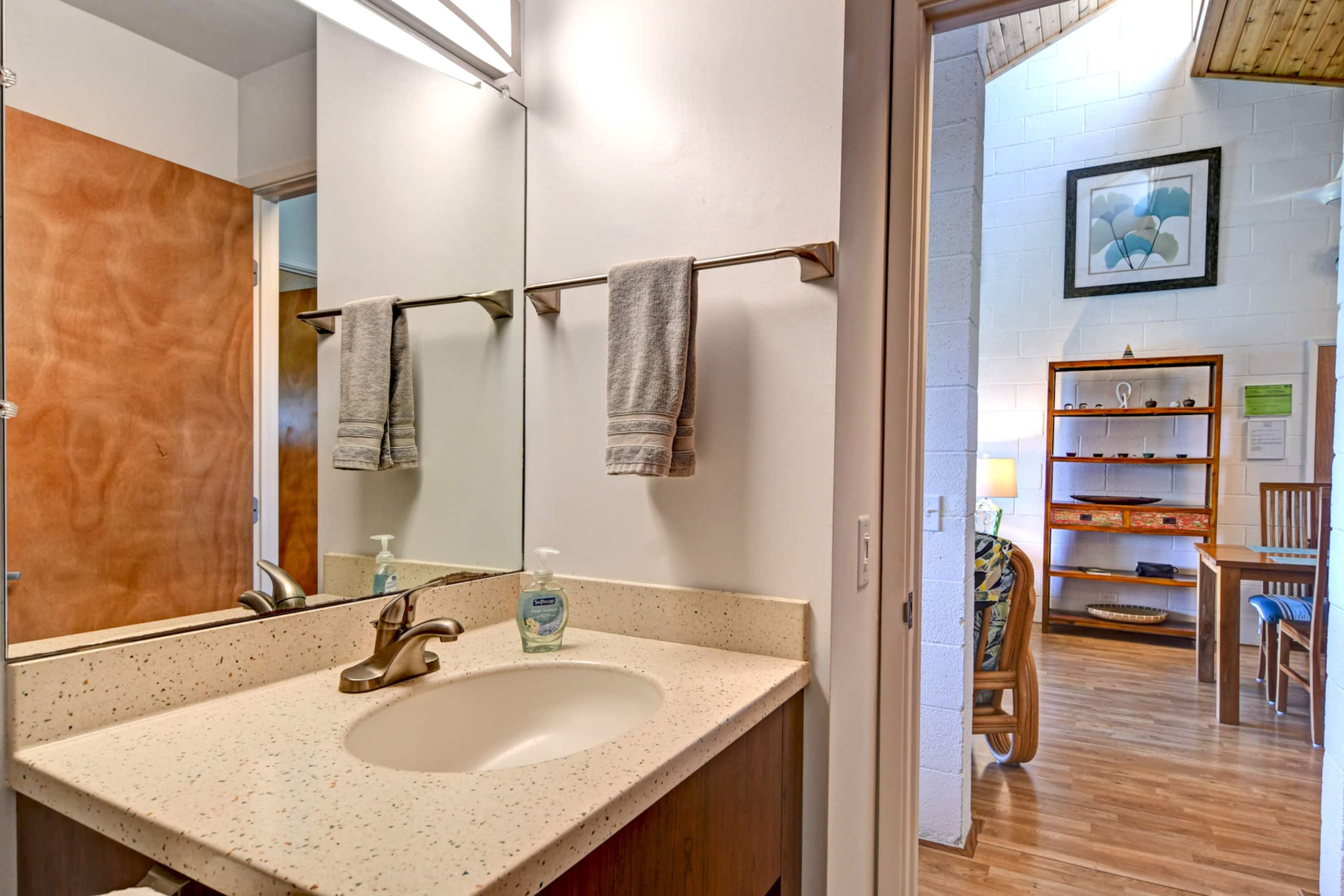 Sunrise Condo Penthouse 2 bd - Amazing Ocean View - Image 20