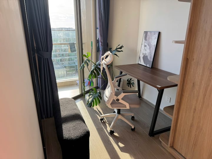 Workspace evidence from Apt 1br suite “NG - Pool