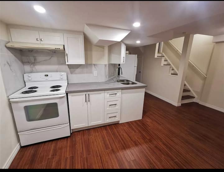 Basement -2 Beds, 1 Bathroom - Markham