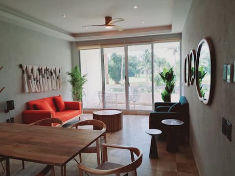Top performing Airbnb: Apartment 3 minutes from the beach, 2 bedrooms in Playa Diamante in Guerrero