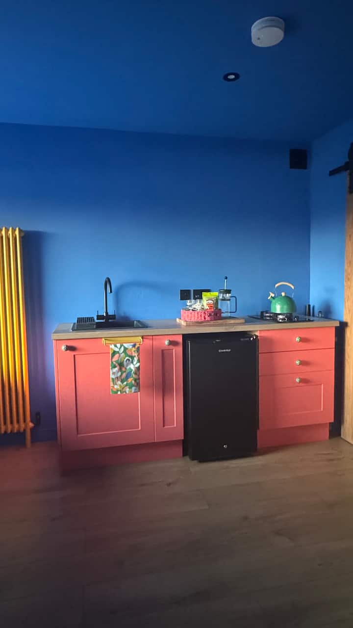 Lakeside Hot Tub Glamping, Loch Ken - Castle Douglas