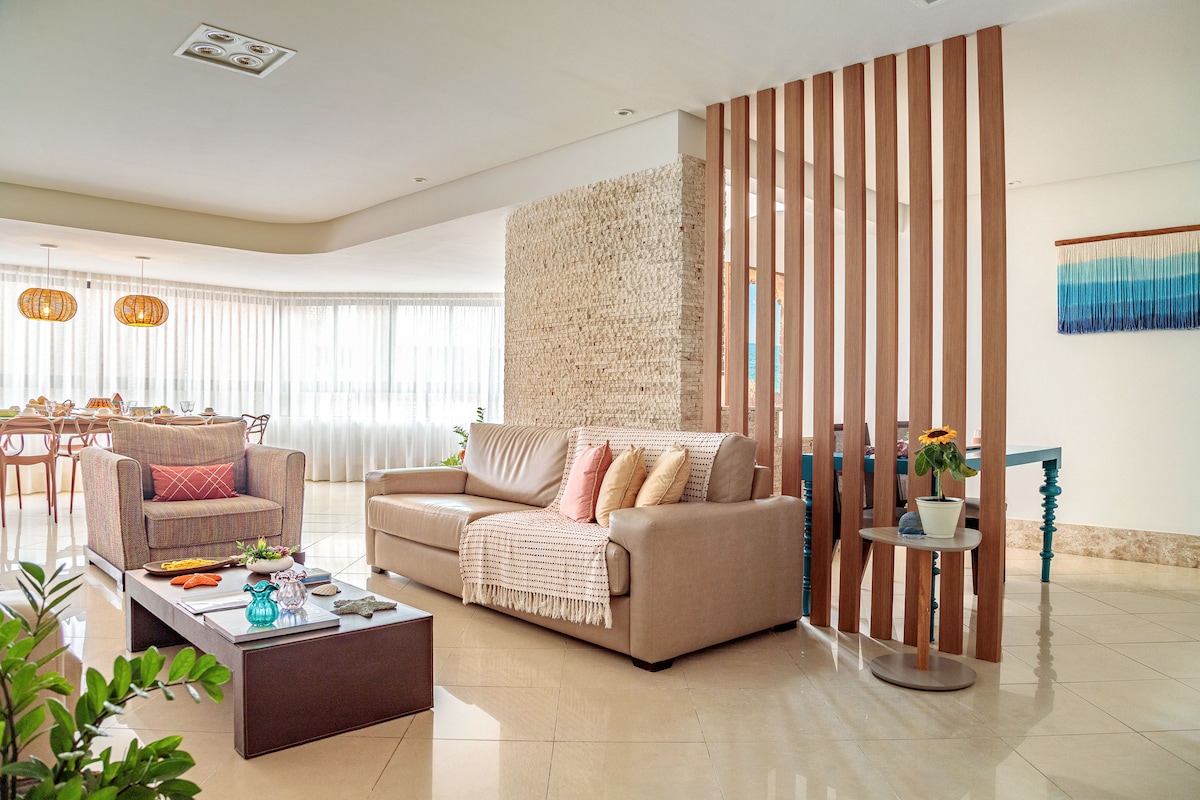 Top Airbnb: Premium penthouse with 4 en-suites and private pool in Salvador