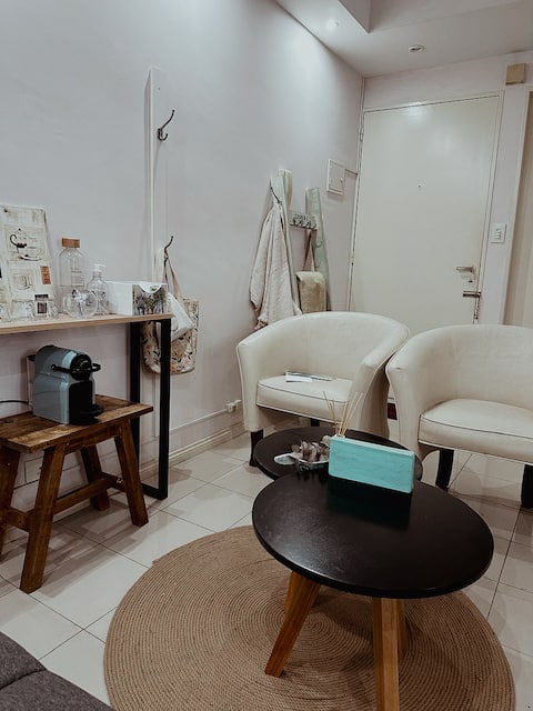 Anuncio de Airbnb popular: Studio apartment in downtown San Isidro en San Isidro