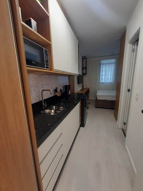 Anúncio popular: Studio in the Center of Curitiba with Swimming Pool em Centro