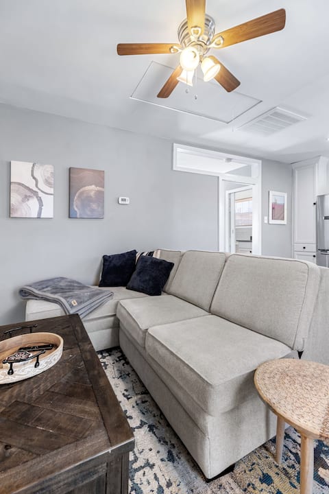 Successful Airbnb property: Lower Greenville Getaway in Lower Greenville