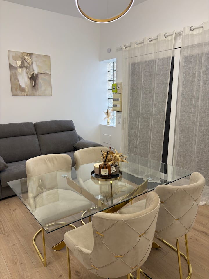 Maison Cosy Avec Jardin - Romainville
