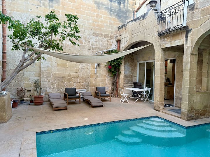 Cozy Room In Maltese House & Pool - Malta