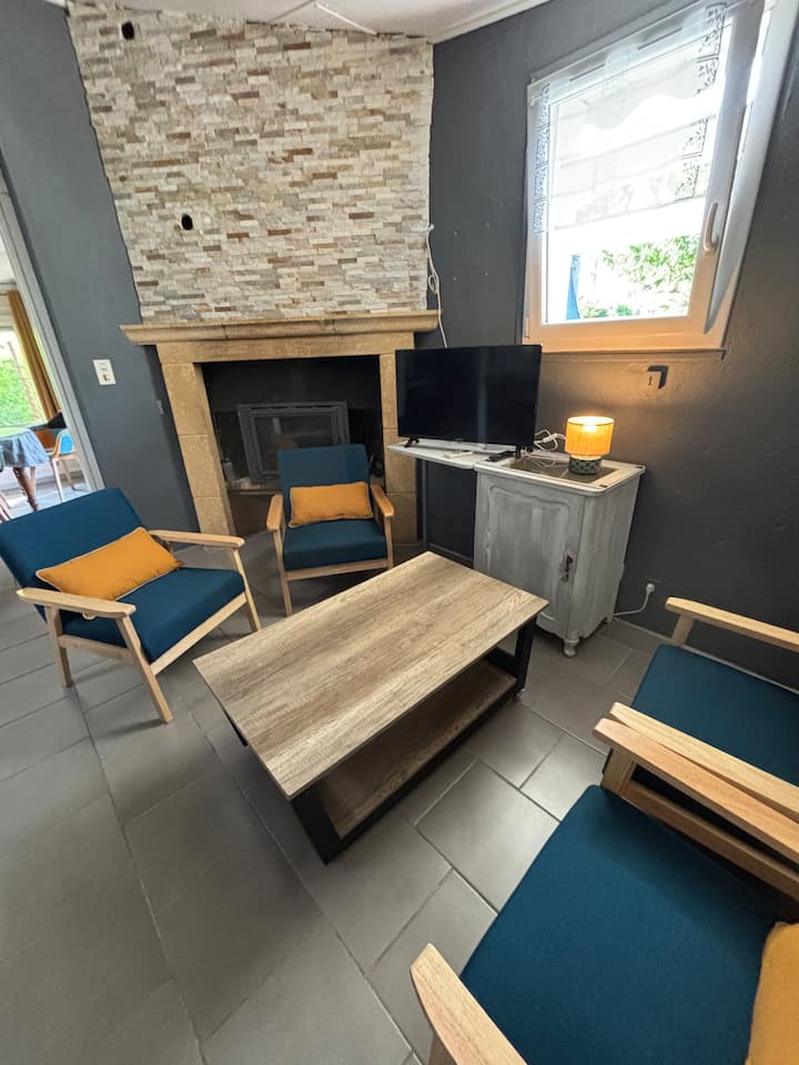 Petite Maison Avec Jardin Clôturé - Vitrac