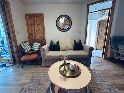 Cosy centrally located home