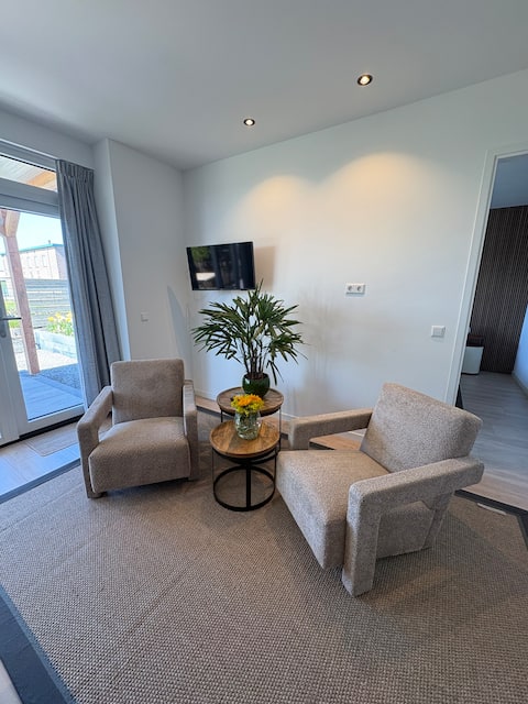 Successful Airbnb property: The Lenti Cottage in Noordwijkerhout Buitengebied