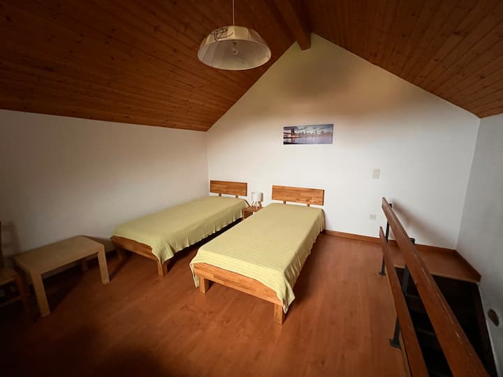 Schlafzimmer 2
