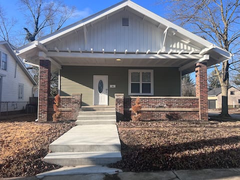 Beautiful Updated Bungalow
