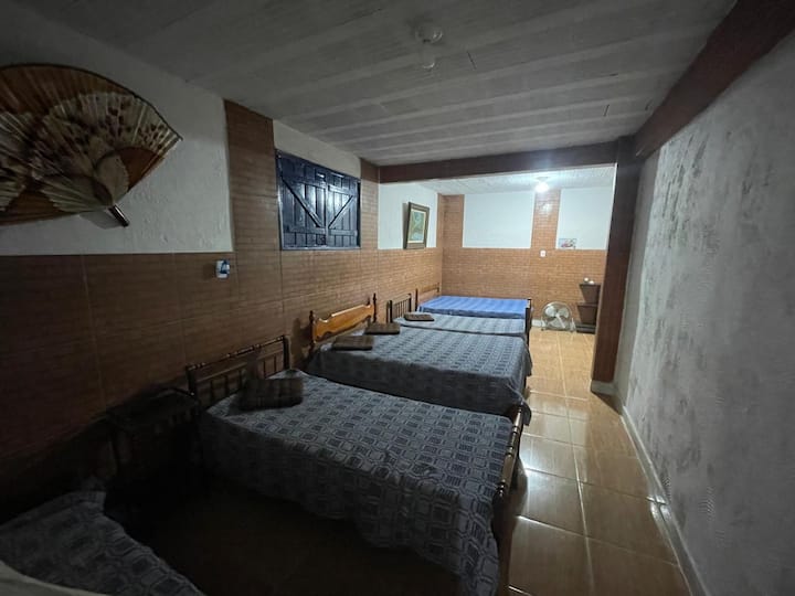 Dhomë gjumi 1
