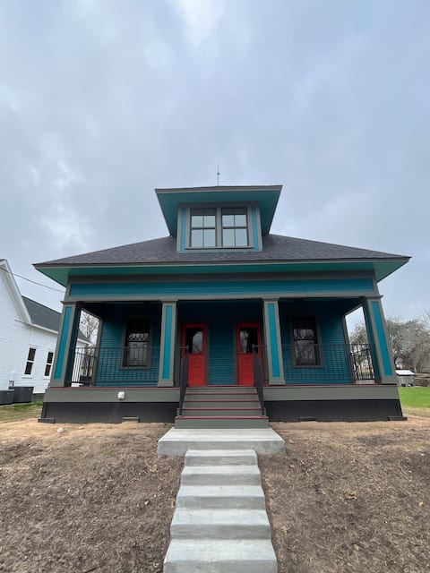 The 304 Historical House